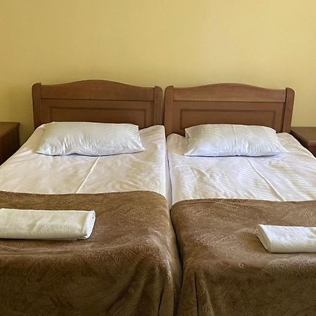 Guesthouse Chela Местия Екстериор снимка