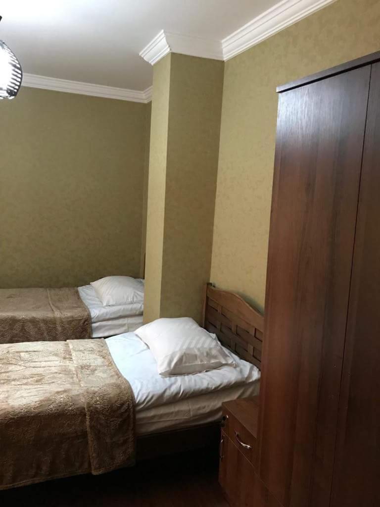 Guesthouse Chela Местия Екстериор снимка