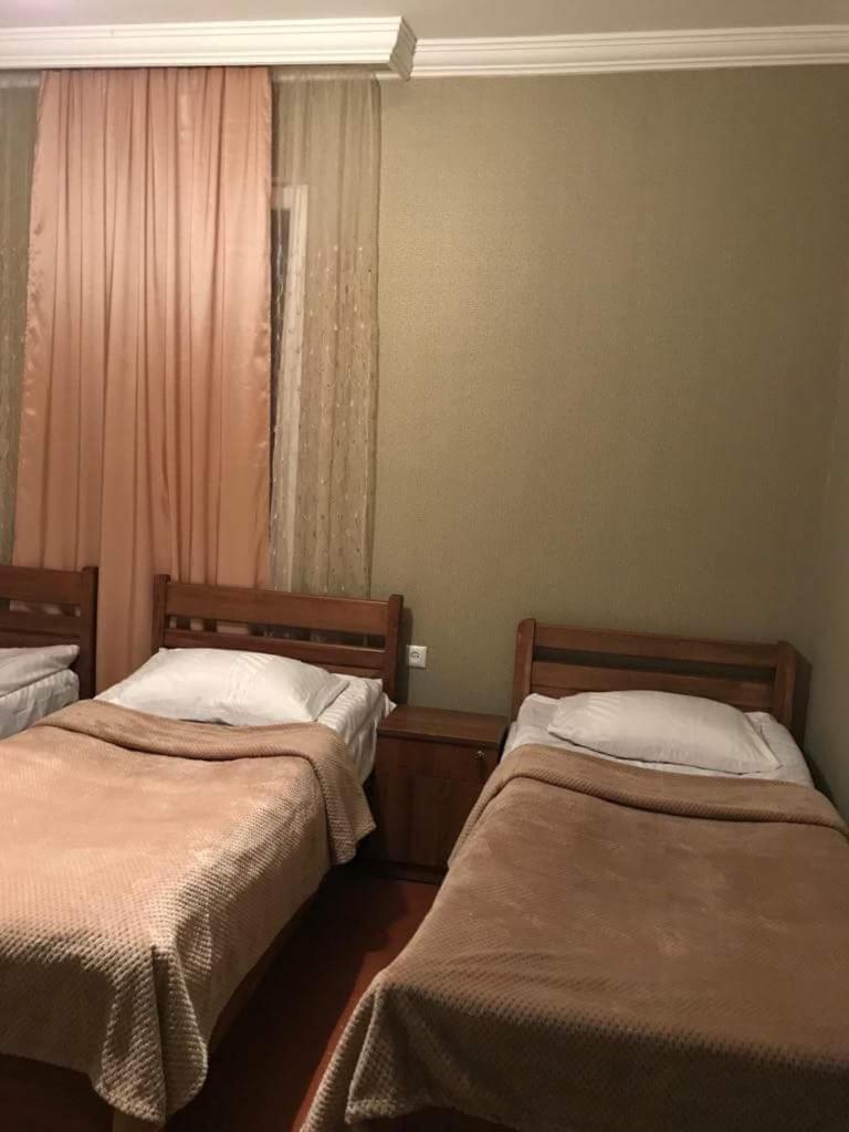 Guesthouse Chela Местия Екстериор снимка